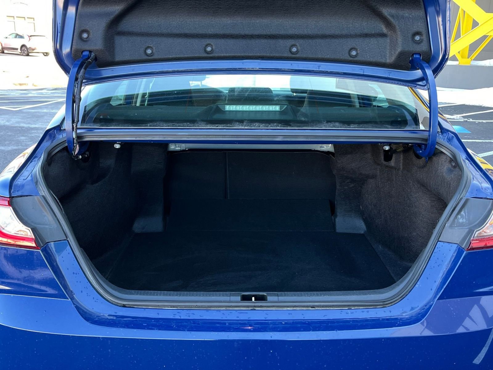 Thumbnail: 2025 Toyota Camry - 28