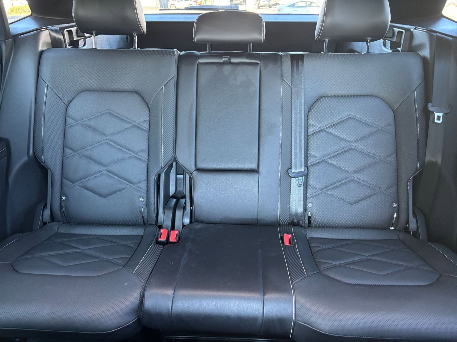 Thumbnail: 2025 Volkswagen Atlas - 32