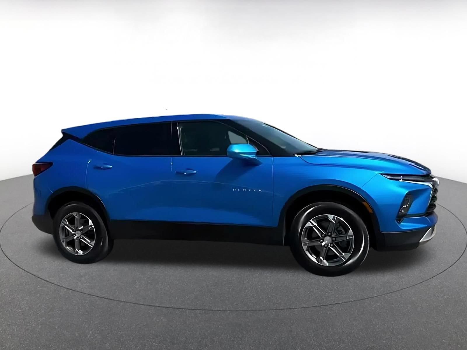 Thumbnail: 2026 Chevrolet Blazer - 13