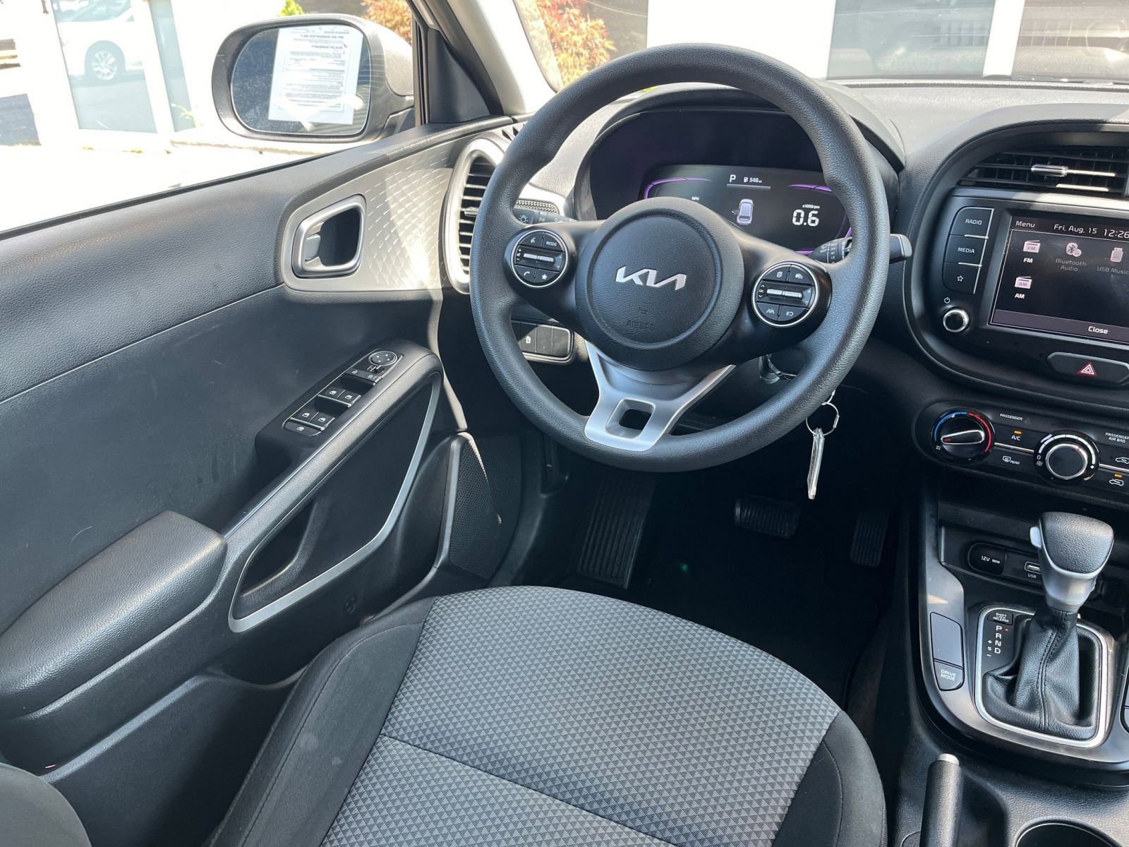 Thumbnail: 2023 Kia Soul - 32