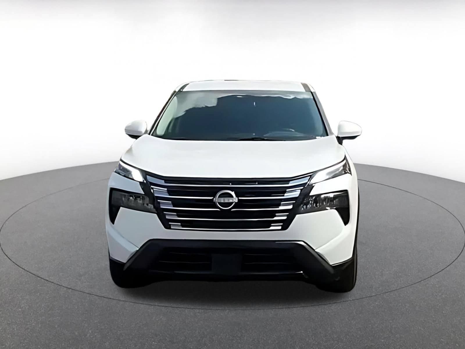 Thumbnail: 2026 Nissan Rogue - 4