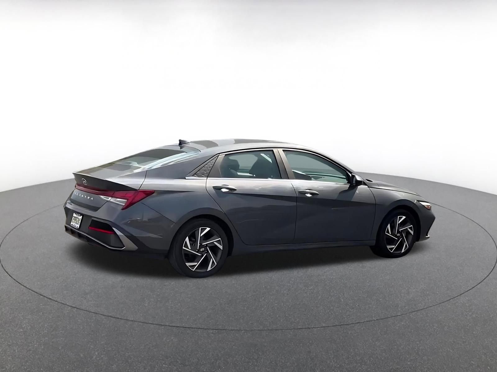 Thumbnail: 2025 Hyundai Elantra - 15