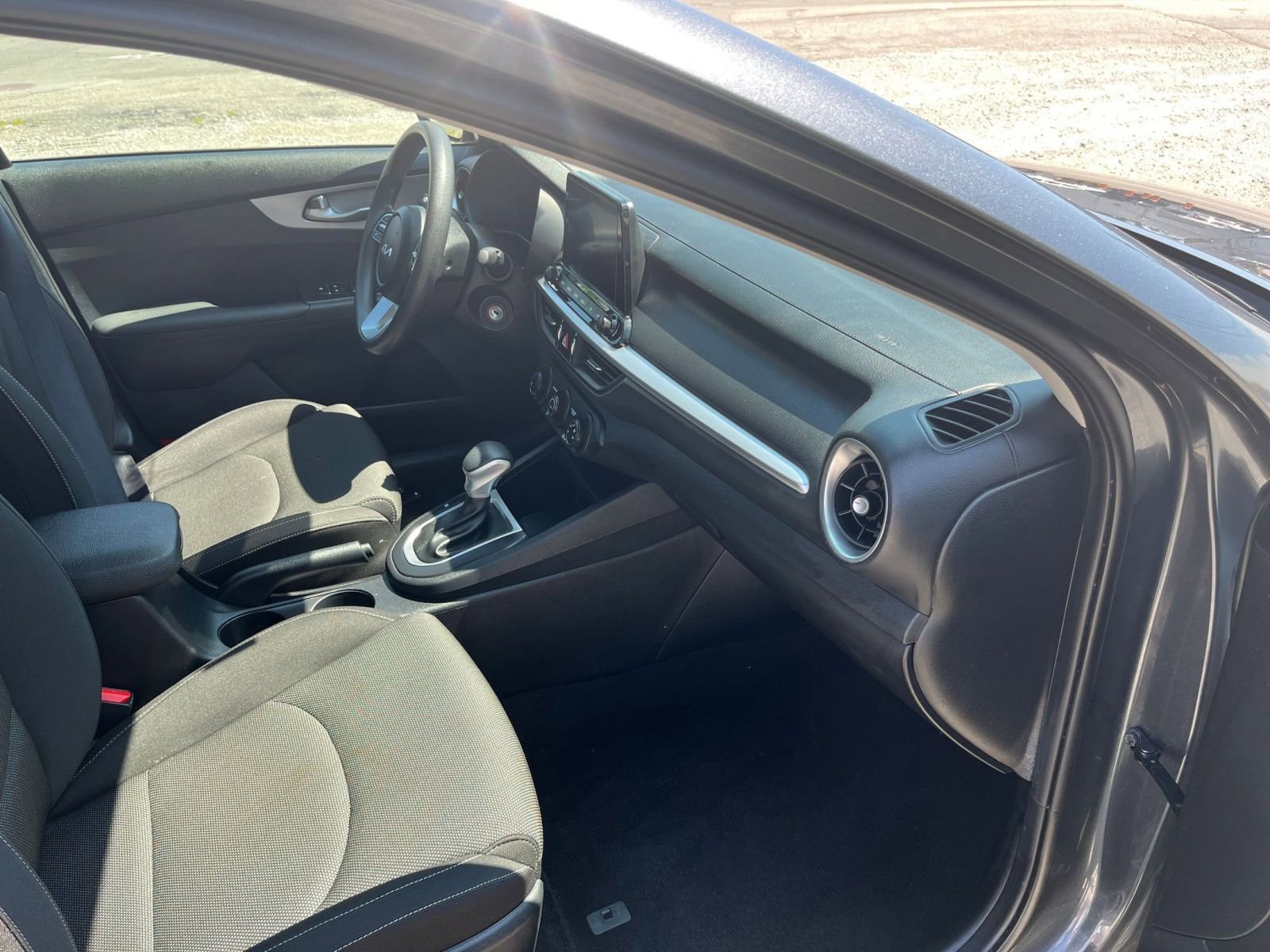 Thumbnail: 2024 Kia Forte - 34