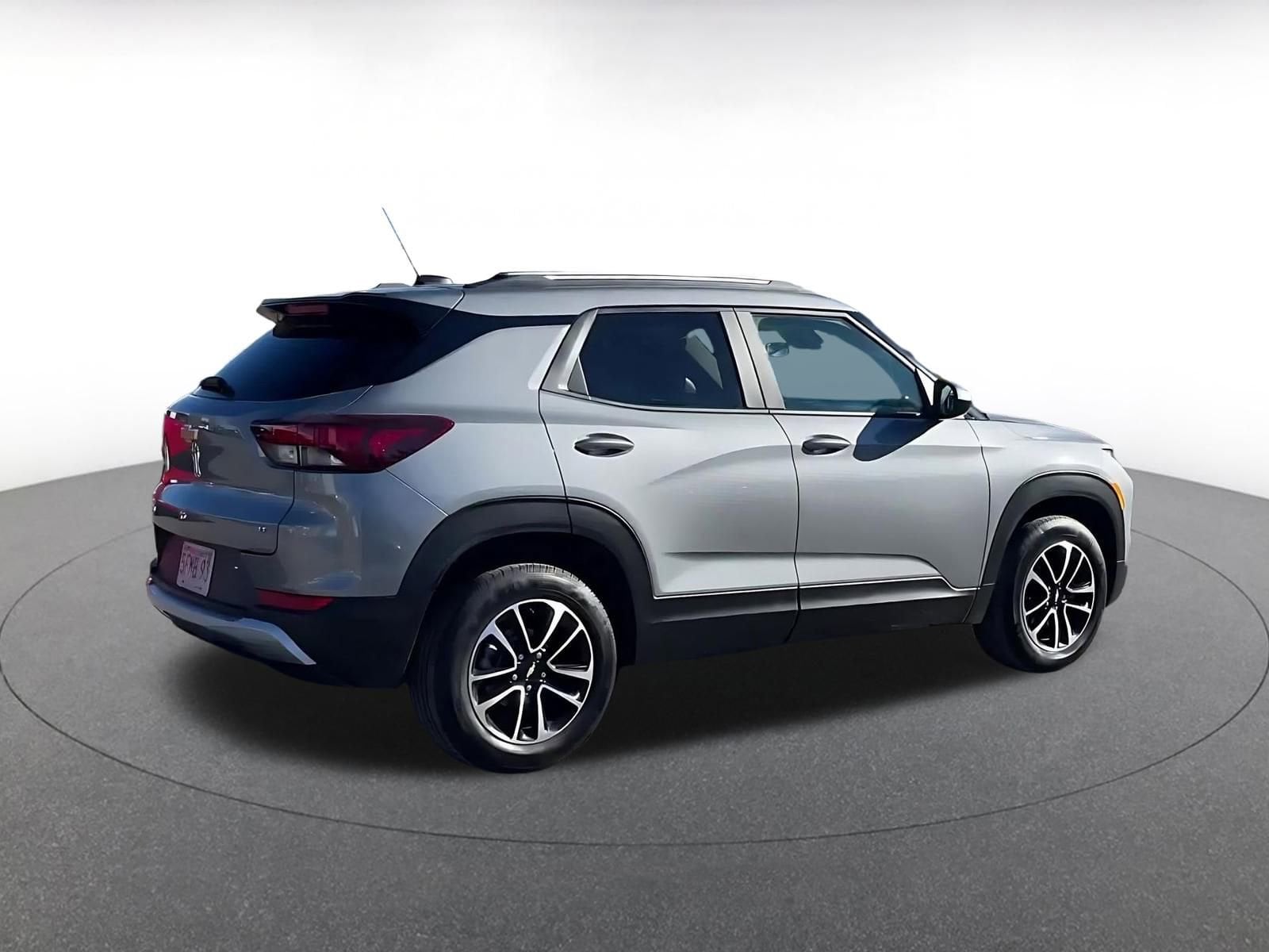 Thumbnail: 2025 Chevrolet TrailBlazer - 15