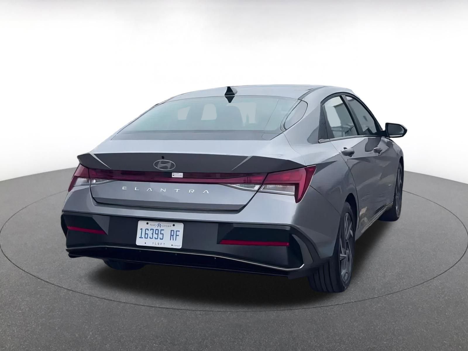 Thumbnail: 2025 Hyundai Elantra - 14