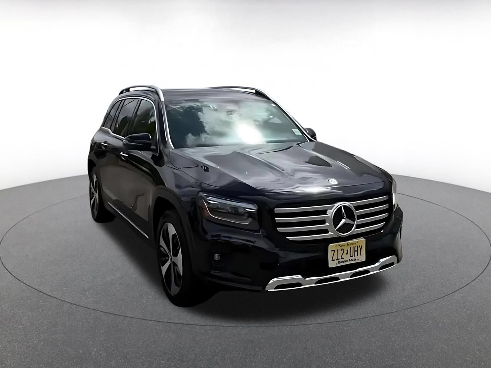 Thumbnail: 2025 Mercedes-Benz GLB - 3