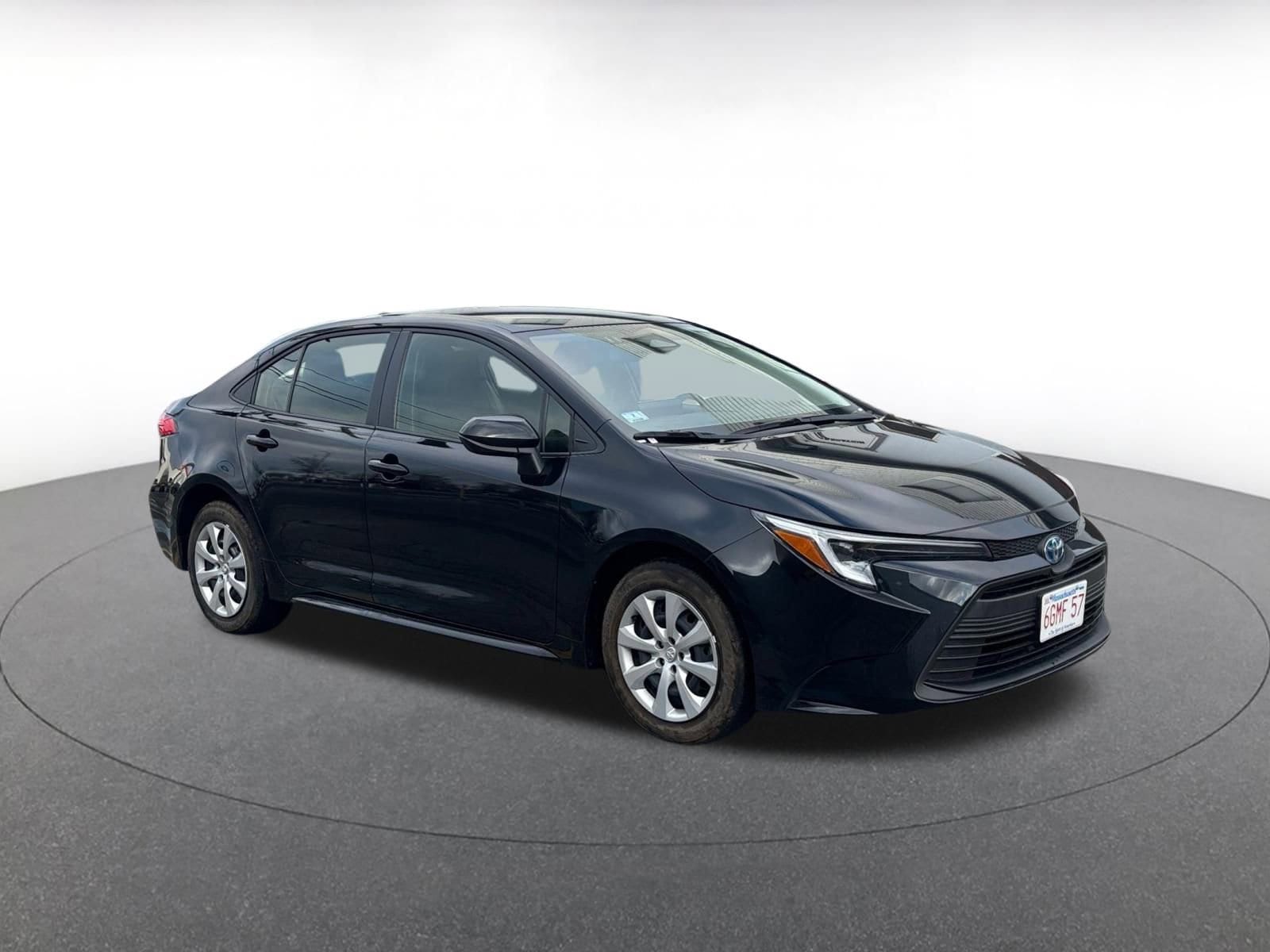 Thumbnail: 2025 Toyota Corolla - 1