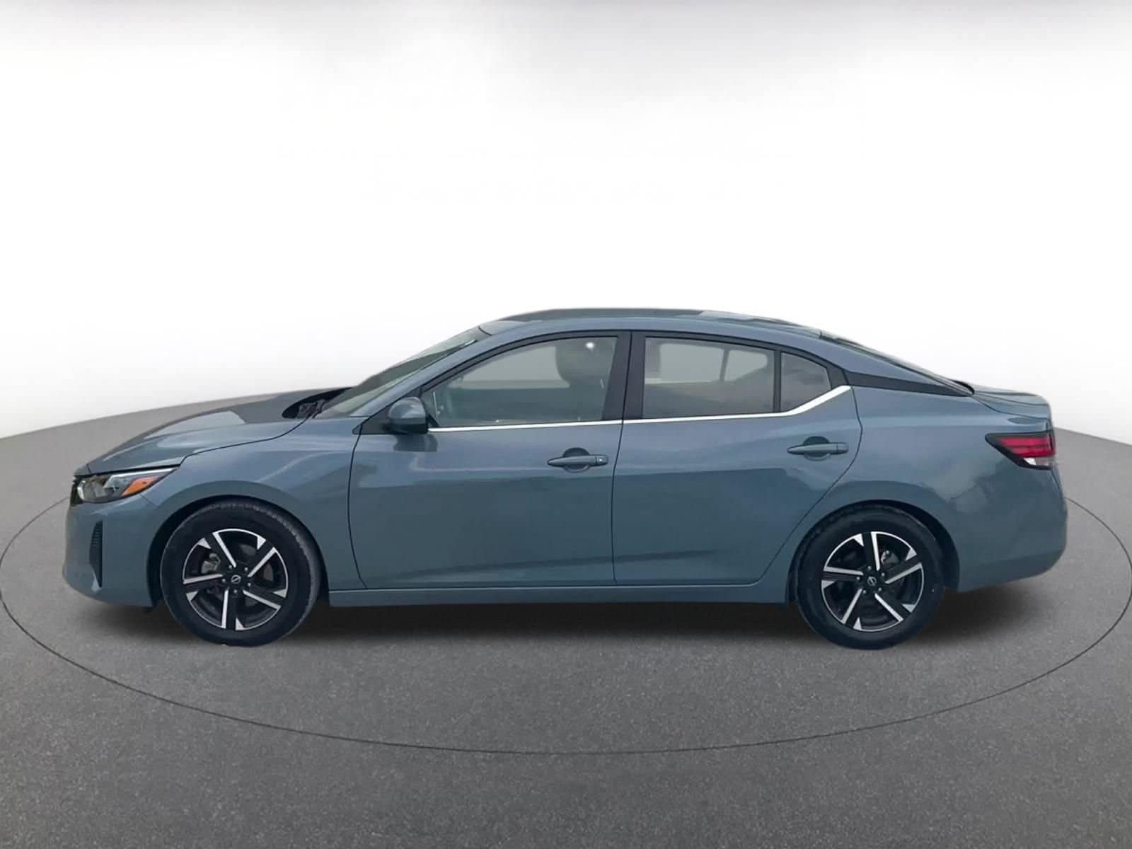 Thumbnail: 2024 Nissan Sentra - 9