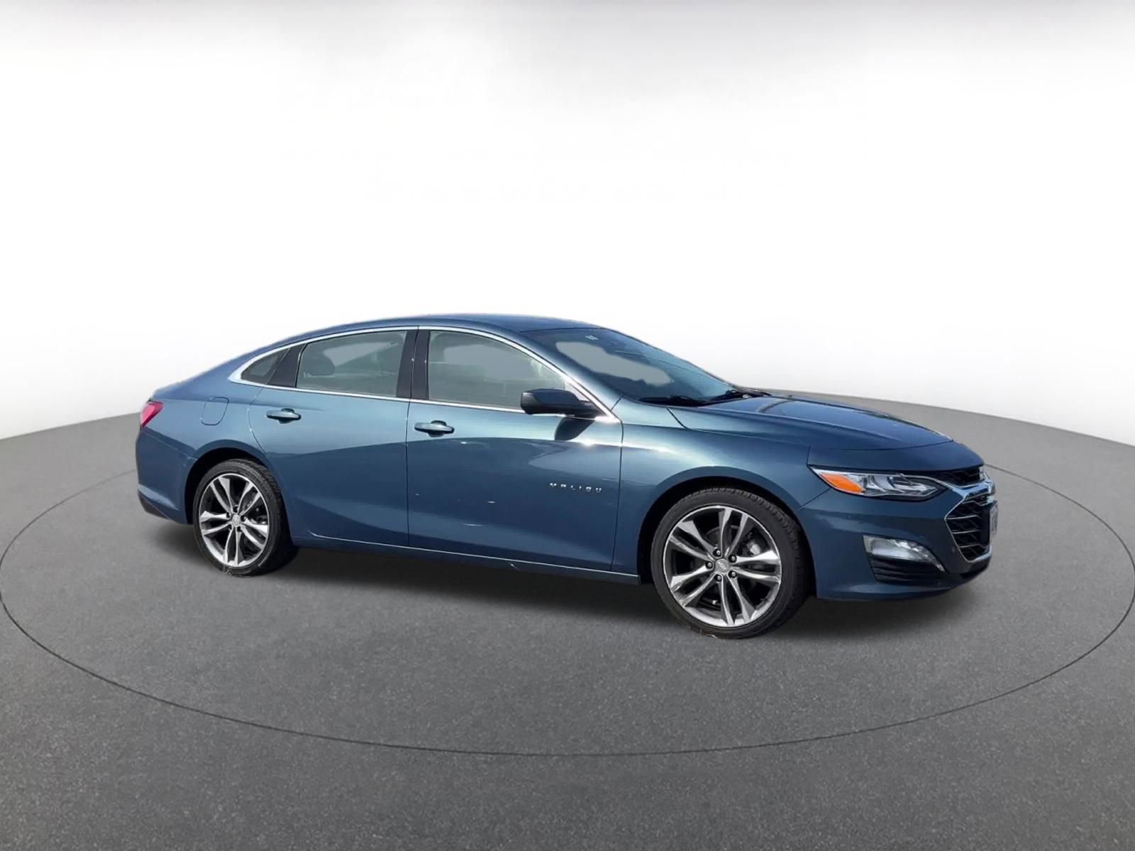 Thumbnail: 2024 Chevrolet Malibu - 2