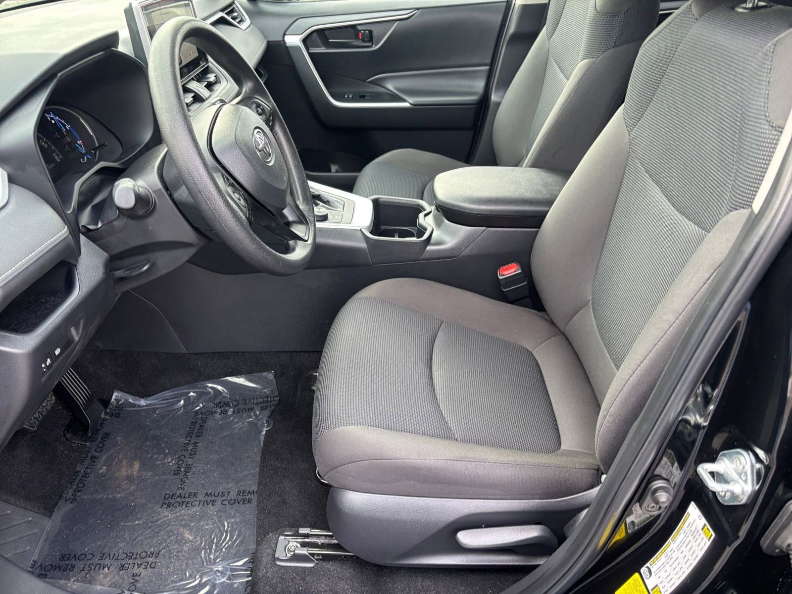 Thumbnail: 2025 Toyota RAV4 - 23