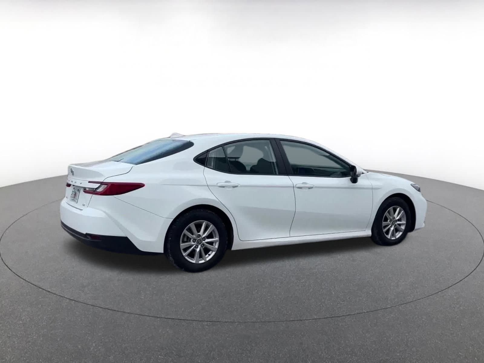 Thumbnail: 2025 Toyota Camry - 14