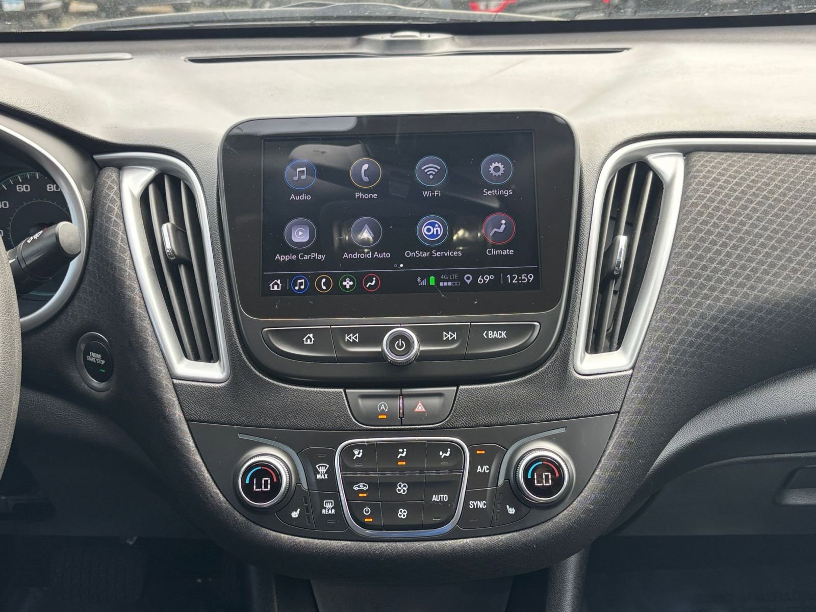 Thumbnail: 2024 Chevrolet Malibu - 18