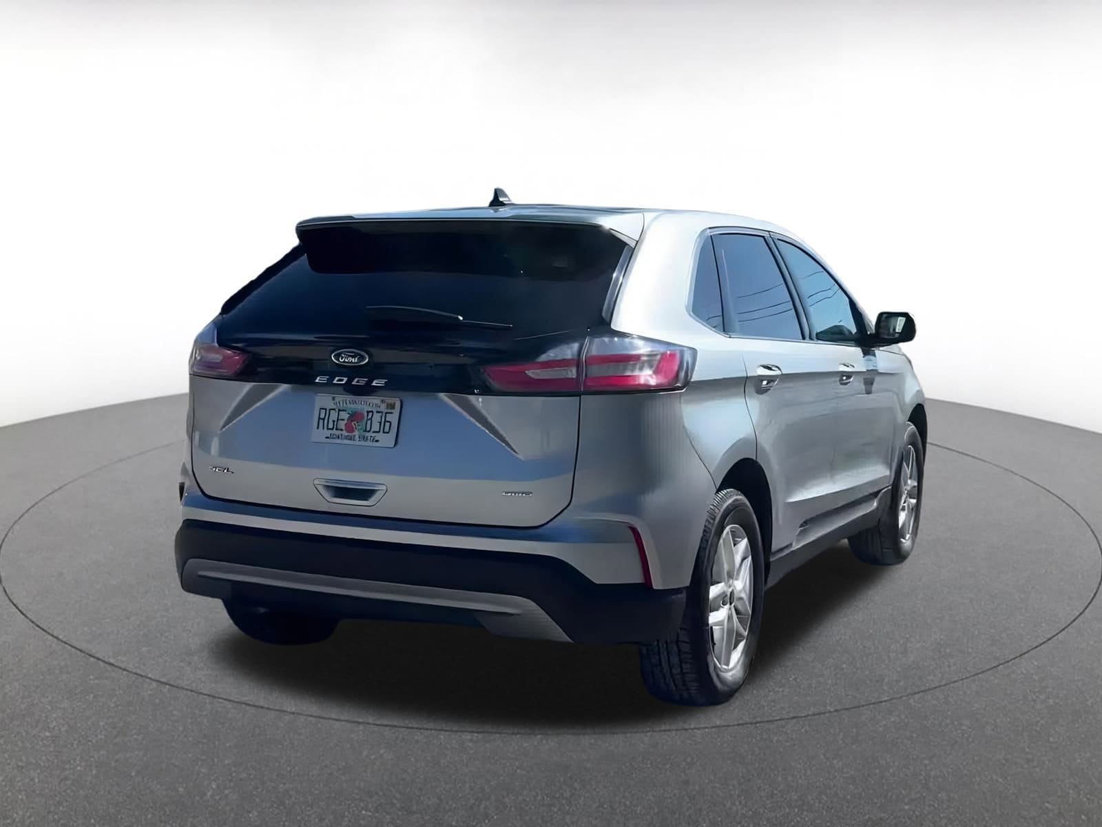 Thumbnail: 2024 Ford Edge - 14