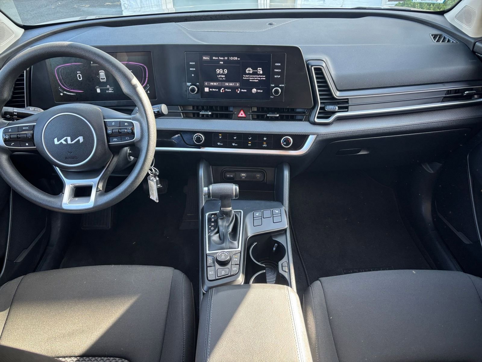 Thumbnail: 2024 Kia Sportage - 30