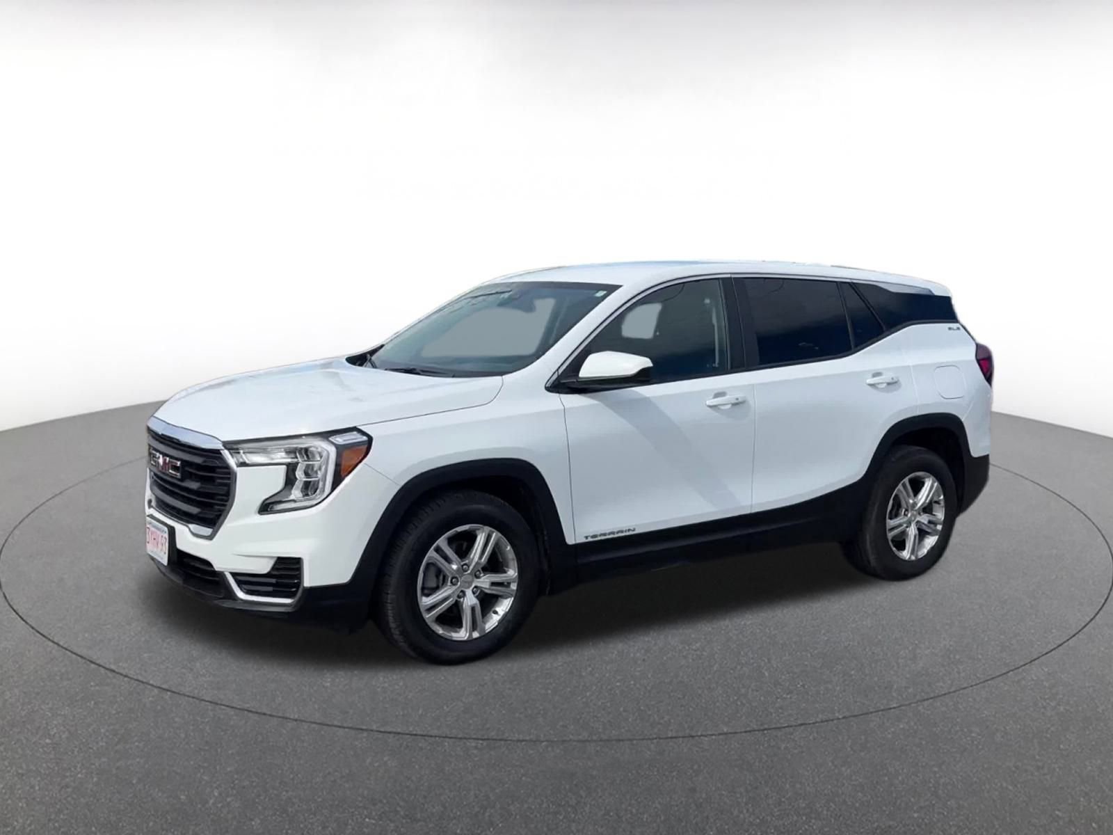 Thumbnail: 2024 GMC Terrain - 8