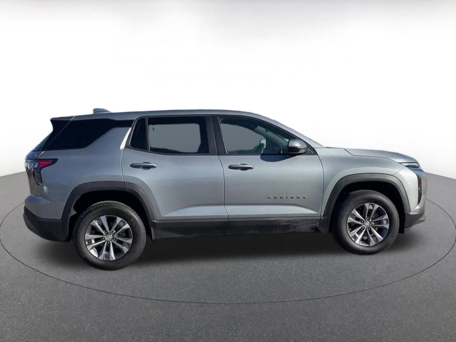 Thumbnail: 2025 Chevrolet Equinox - 16