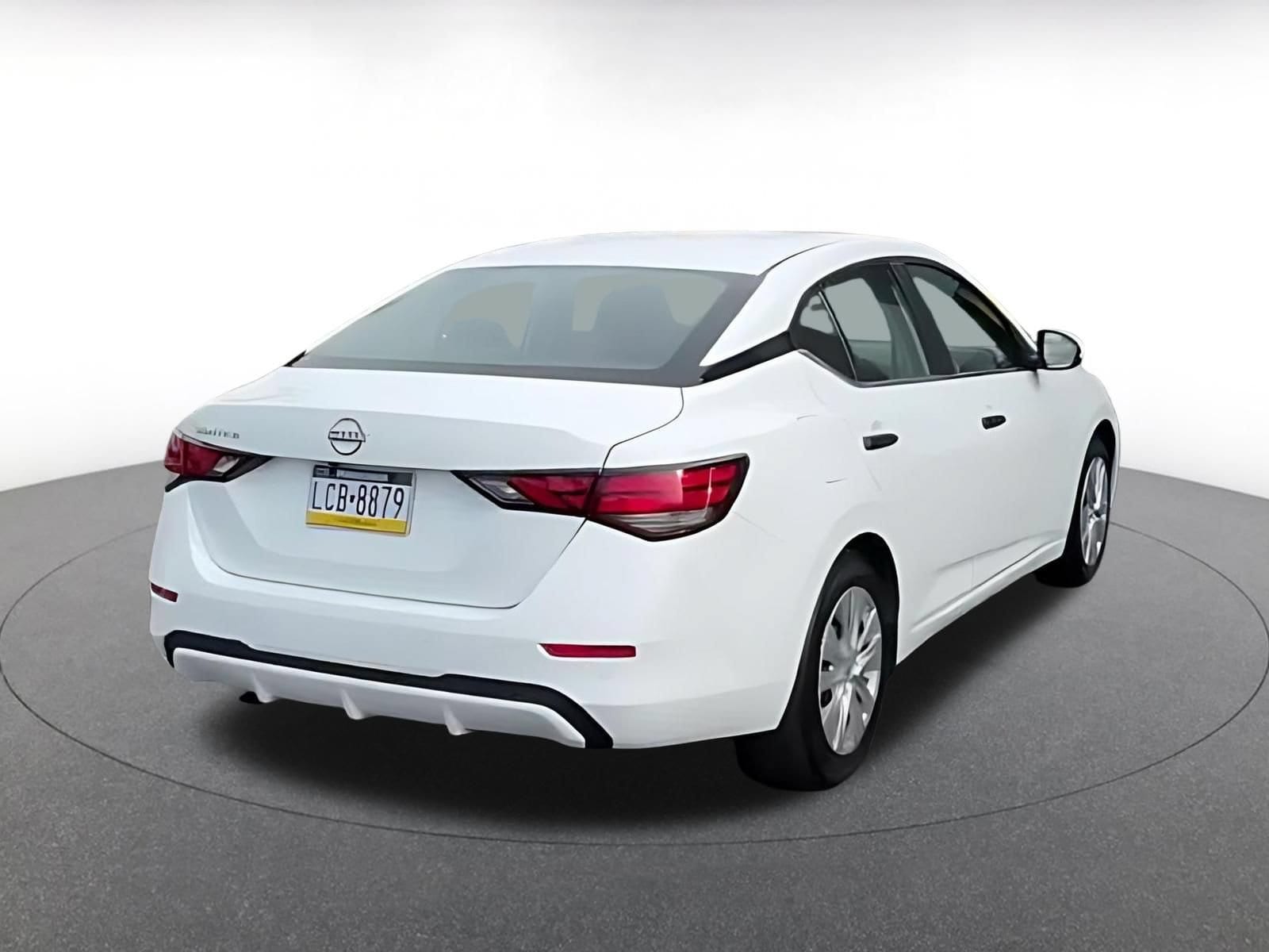 Thumbnail: 2025 Nissan Sentra - 9