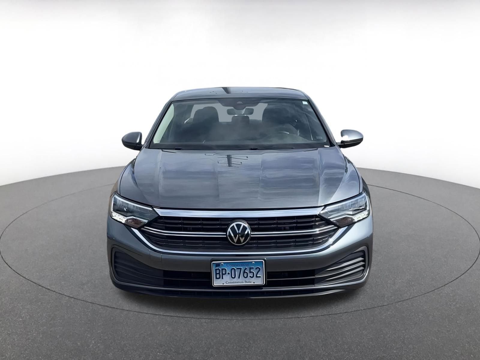 Thumbnail: 2024 Volkswagen Jetta - 4