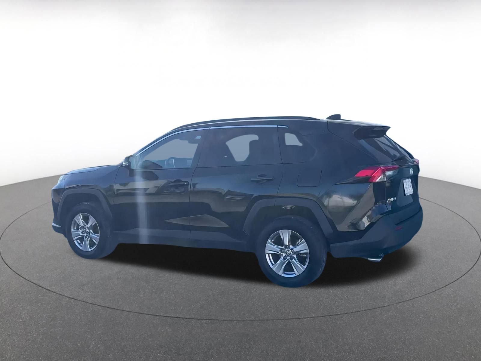 Thumbnail: 2025 Toyota RAV4 - 10