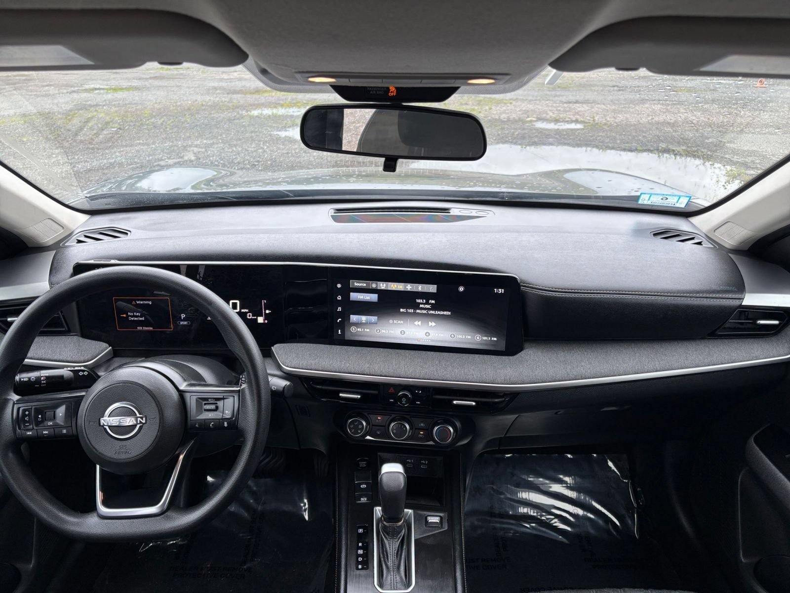 Thumbnail: 2025 Nissan Kicks - 28