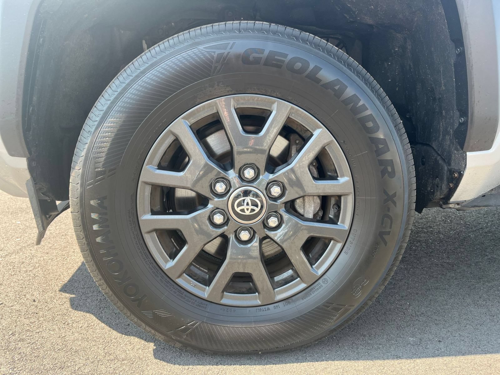 Thumbnail: 2025 Toyota 4Runner - 30