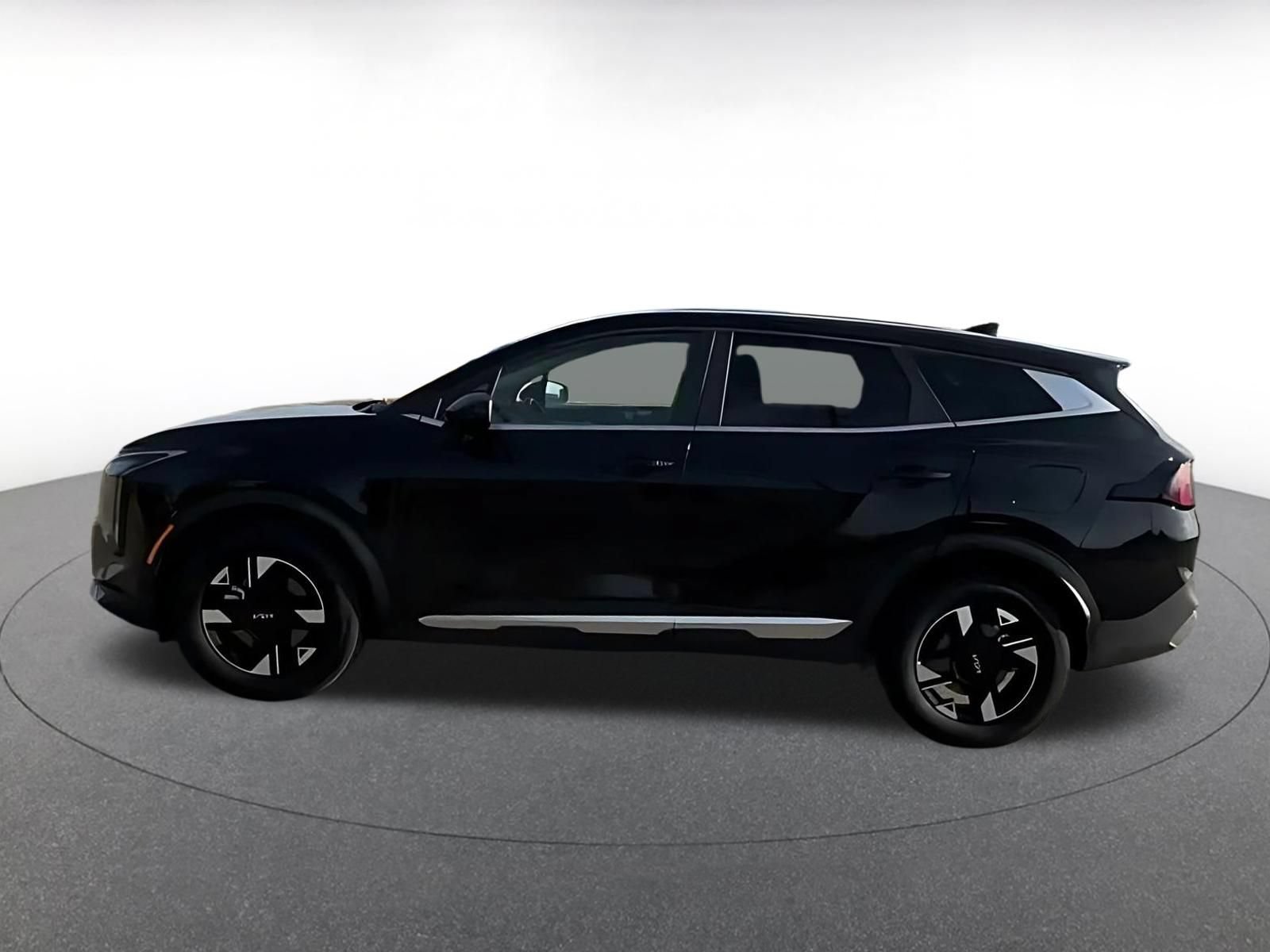 Thumbnail: 2026 Kia Sportage - 8