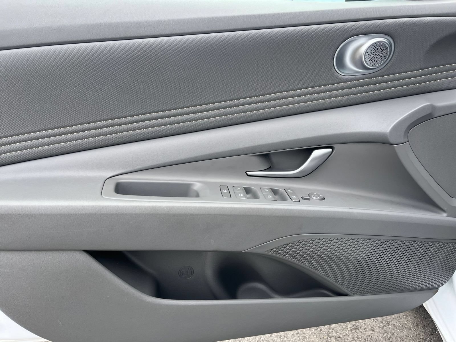 Thumbnail: 2026 Hyundai Elantra - 18