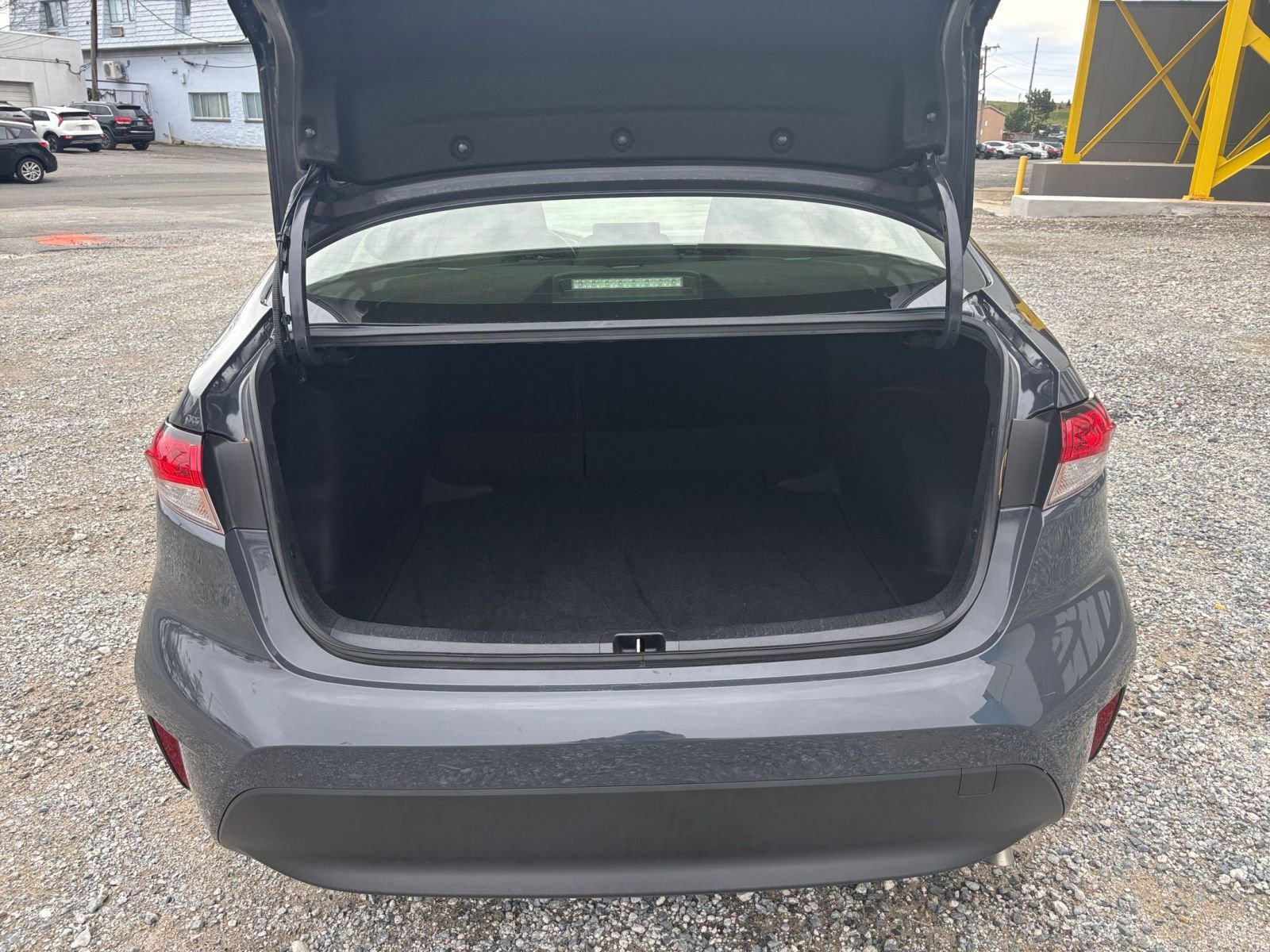 Thumbnail: 2025 Toyota Corolla - 27