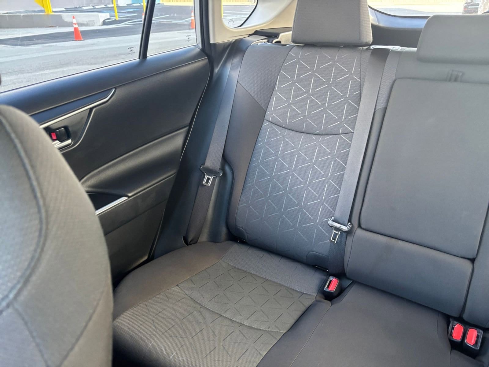 Thumbnail: 2025 Toyota RAV4 - 35