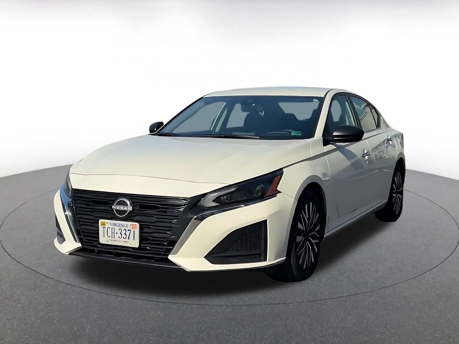 Thumbnail: 2025 Nissan Altima - 7
