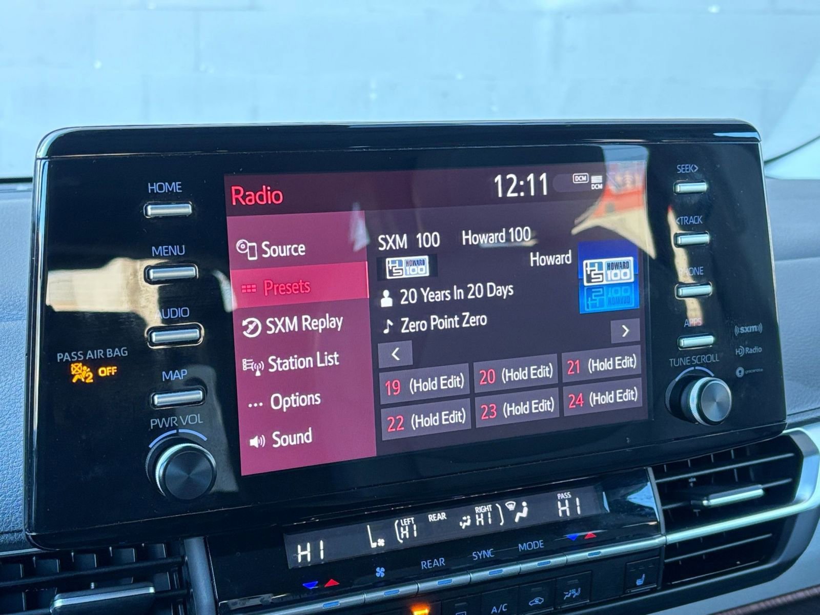 Thumbnail: 2024 Toyota Sienna - 20