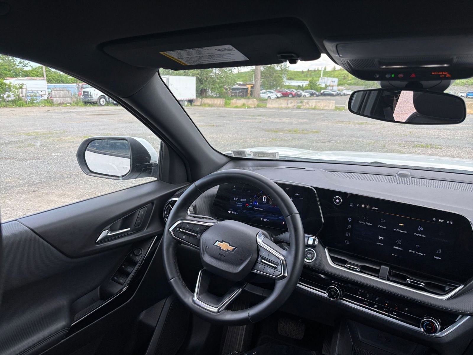 Thumbnail: 2025 Chevrolet Equinox - 32