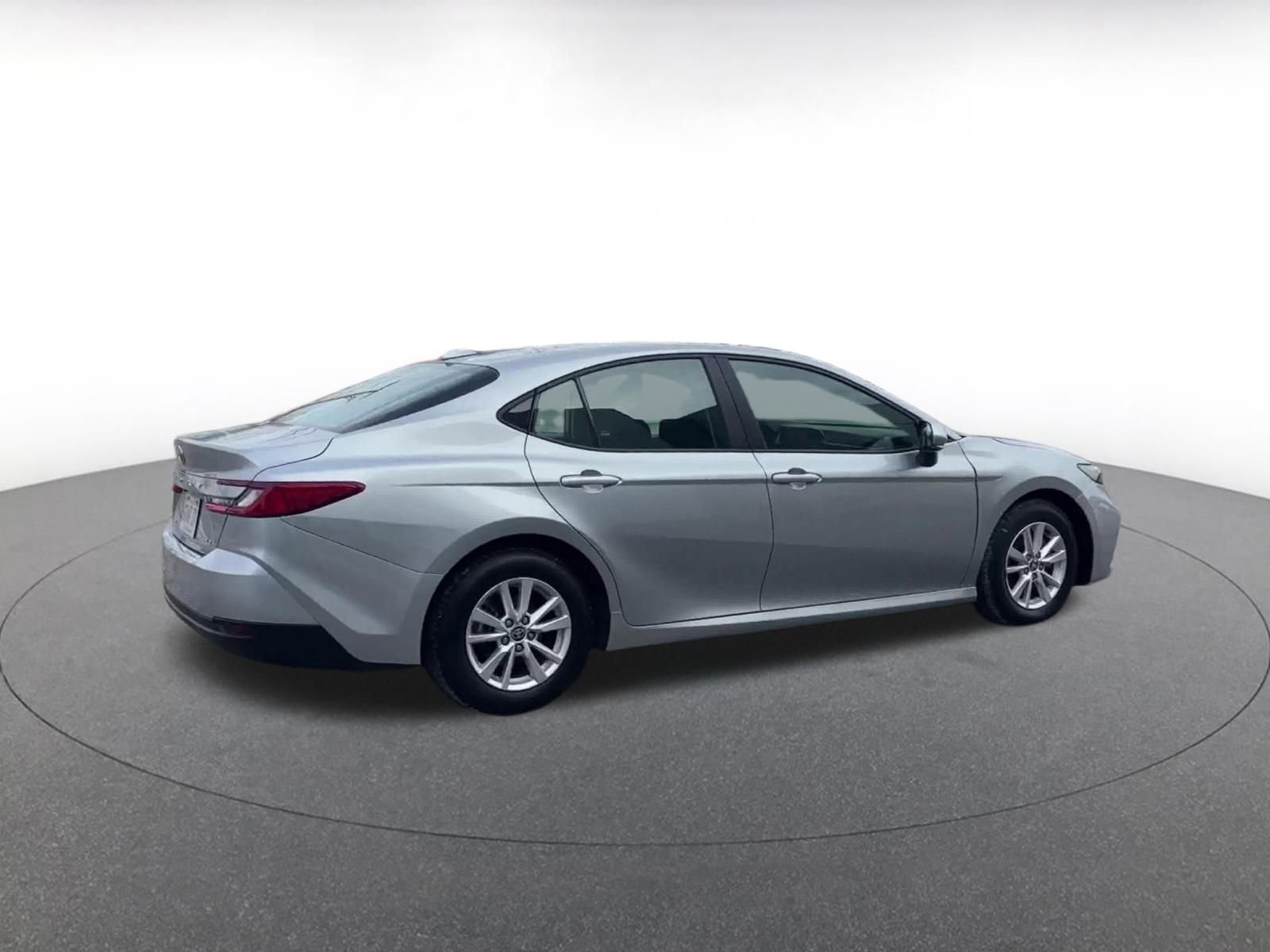 Thumbnail: 2025 Toyota Camry - 14