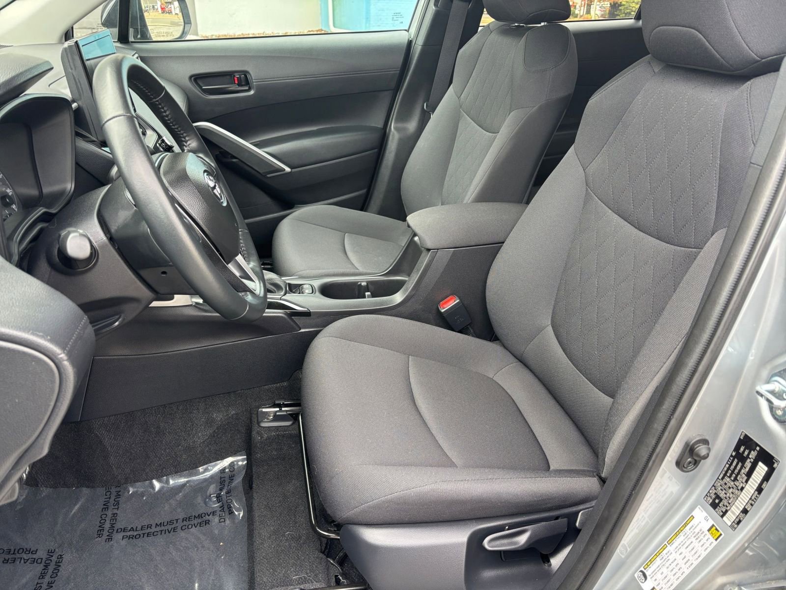 Thumbnail: 2025 Toyota Corolla Cross - 32