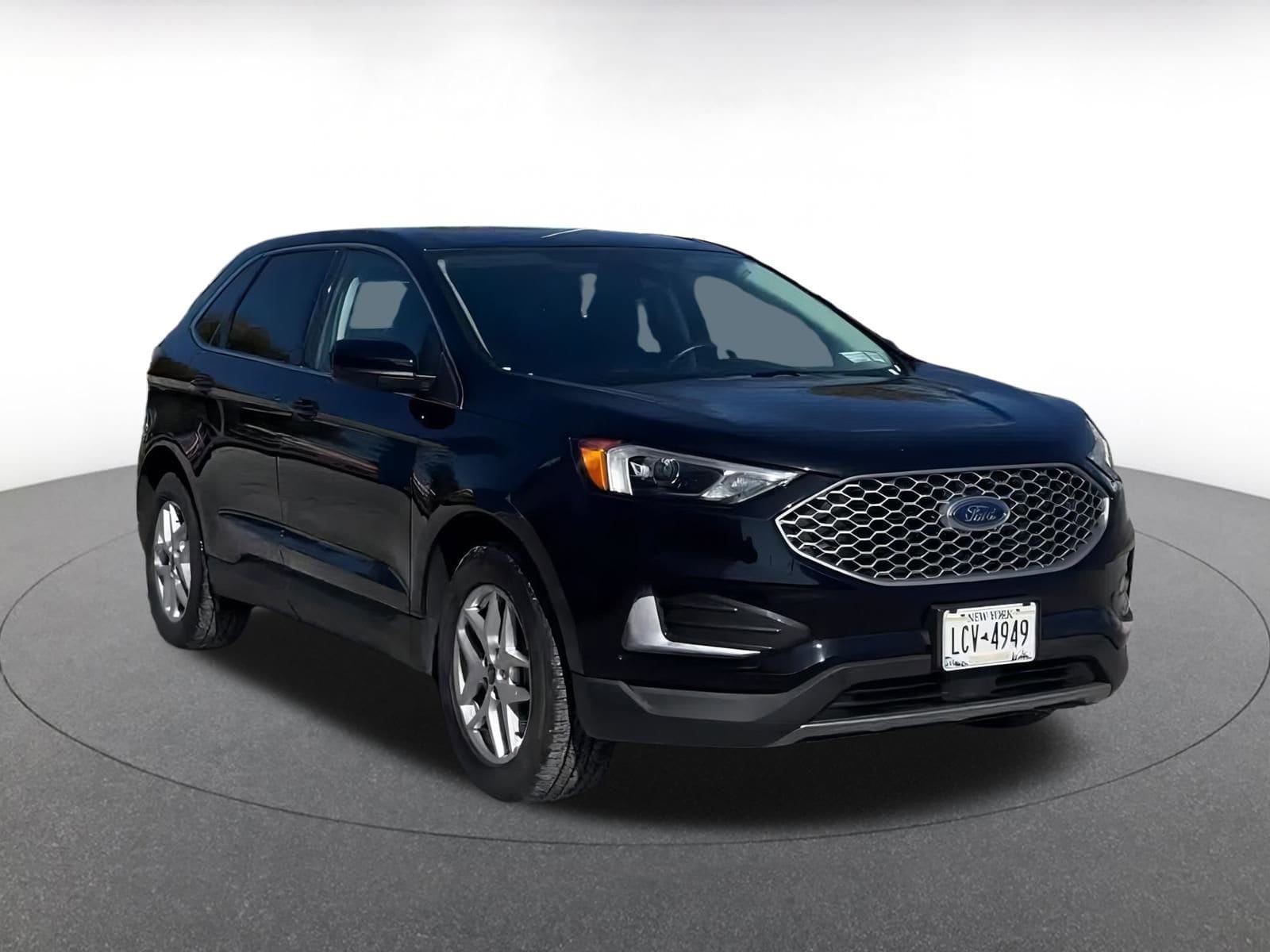 Thumbnail: 2024 Ford Edge - 3