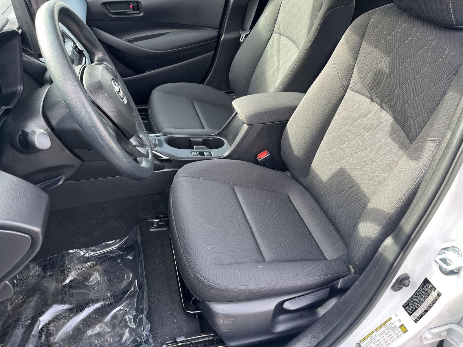 Thumbnail: 2025 Toyota Corolla - 32