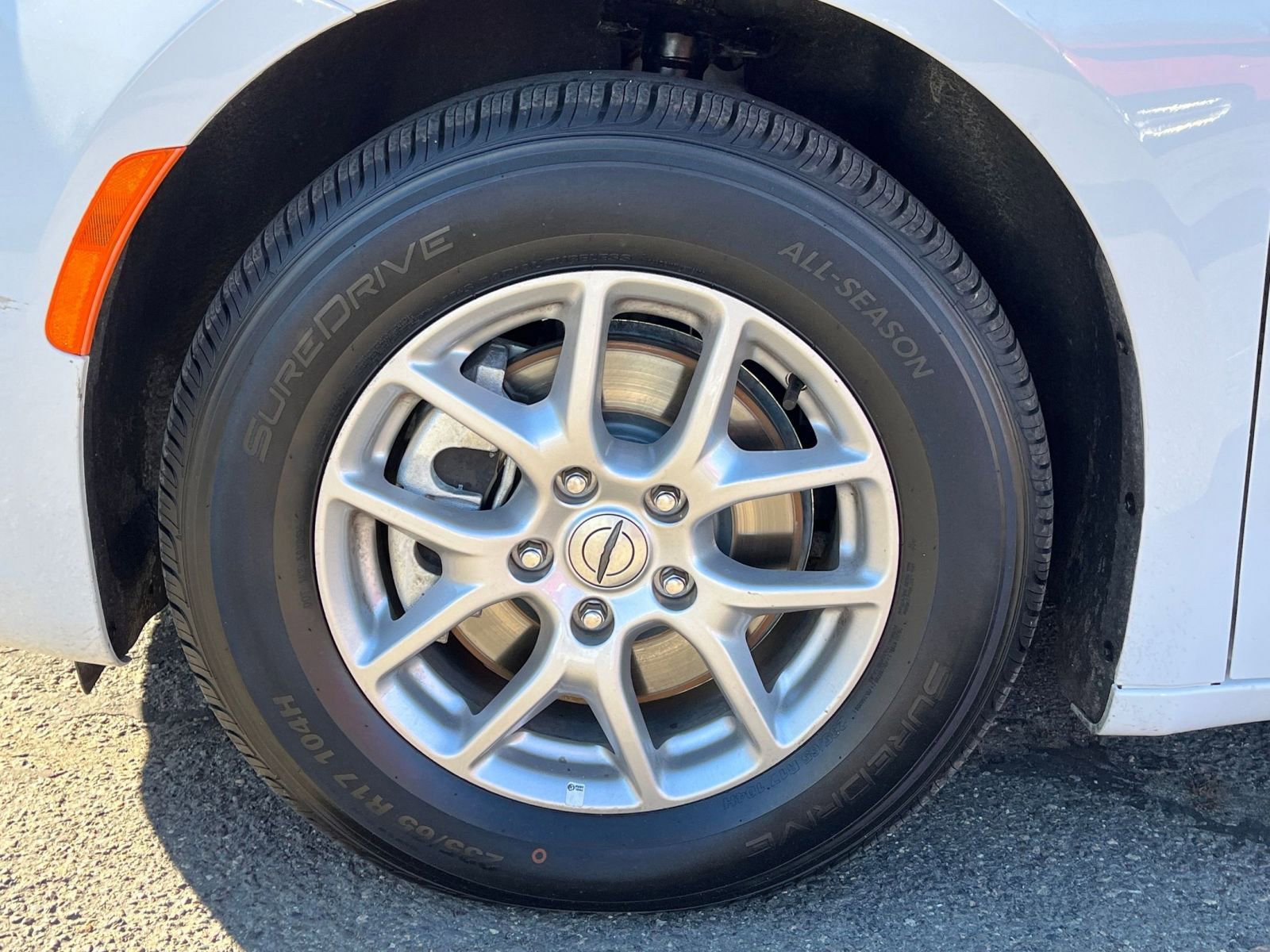 Thumbnail: 2025 Chrysler Pacifica - 28