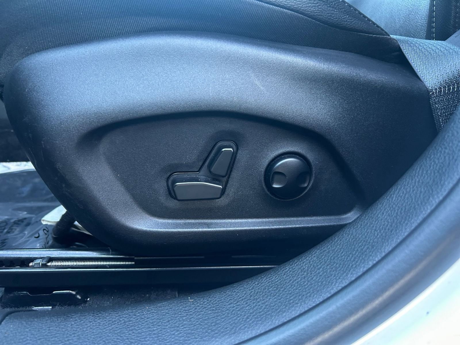 Thumbnail: 2025 Jeep Compass - 22