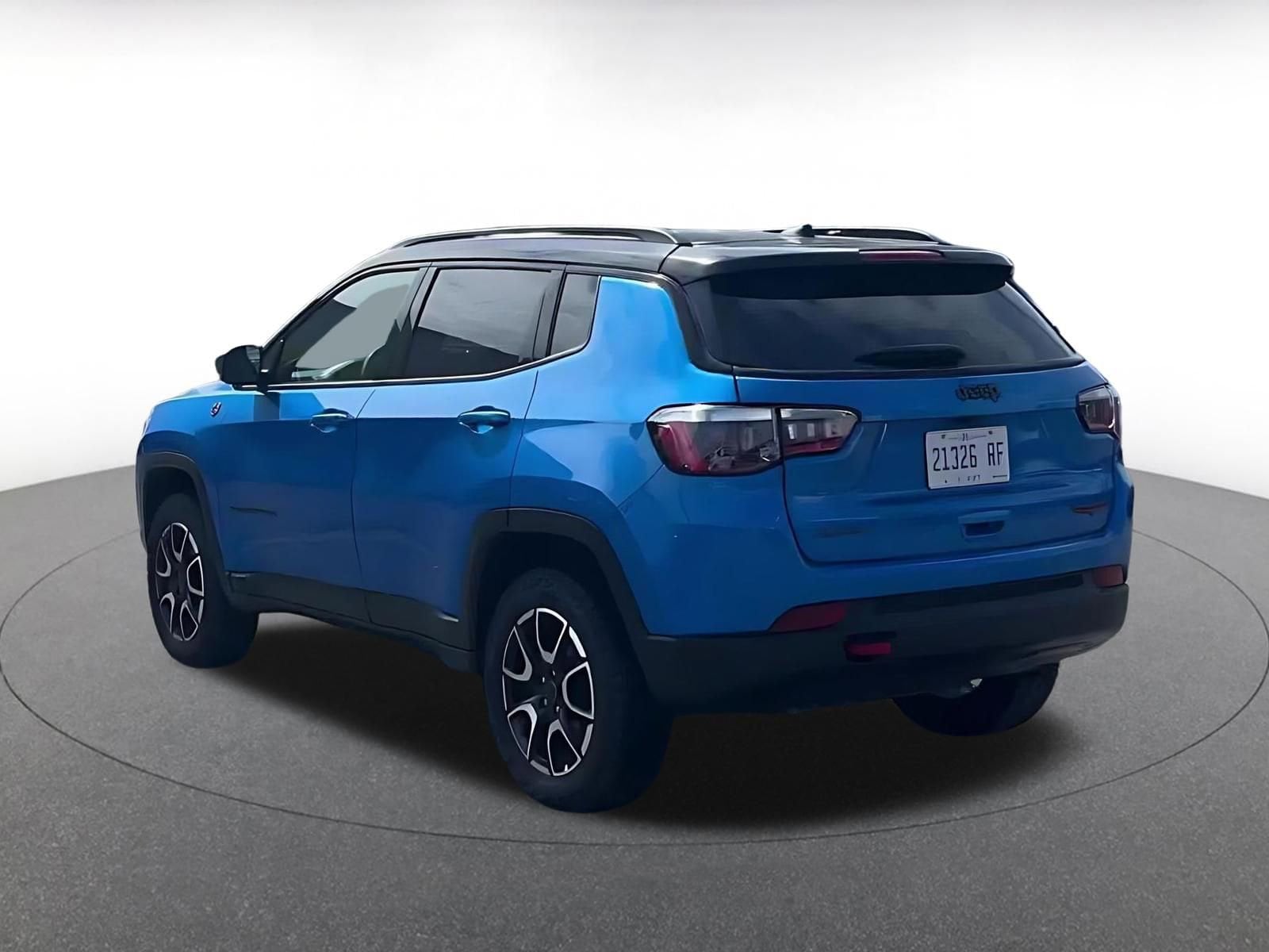 Thumbnail: 2025 Jeep Compass - 10