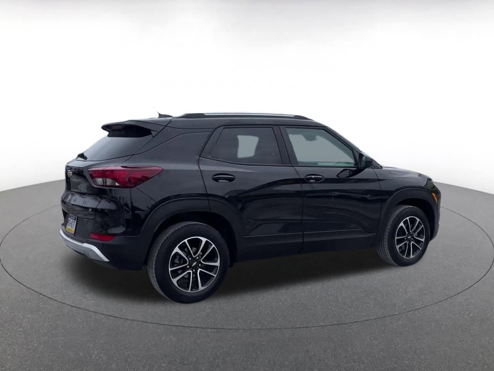 Thumbnail: 2025 Chevrolet TrailBlazer - 15