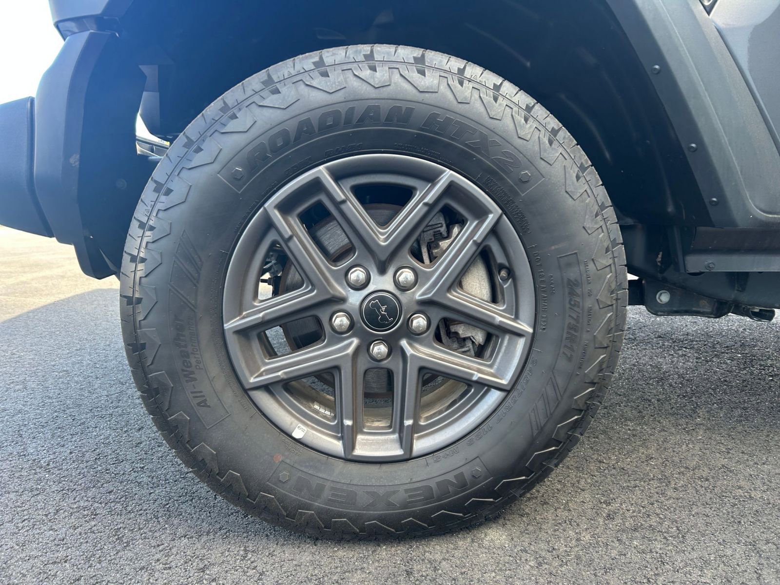 Thumbnail: 2025 Jeep Wrangler - 30