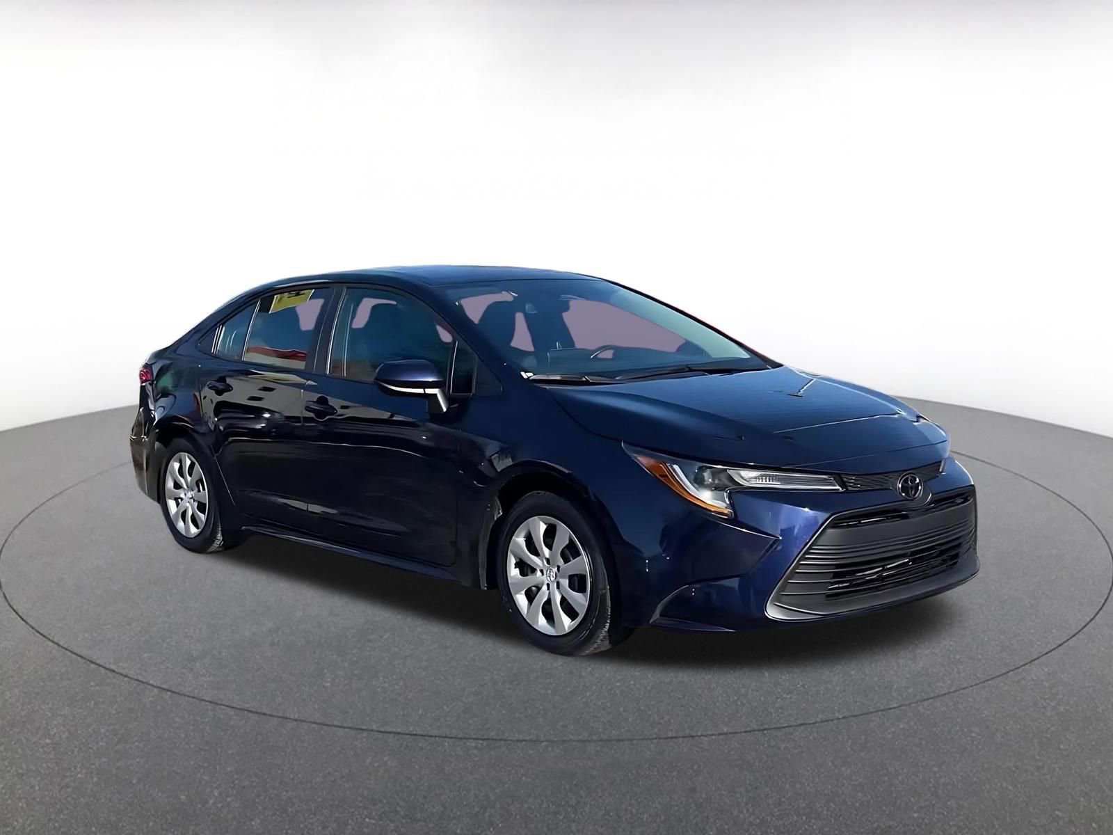 Thumbnail: 2025 Toyota Corolla - 2