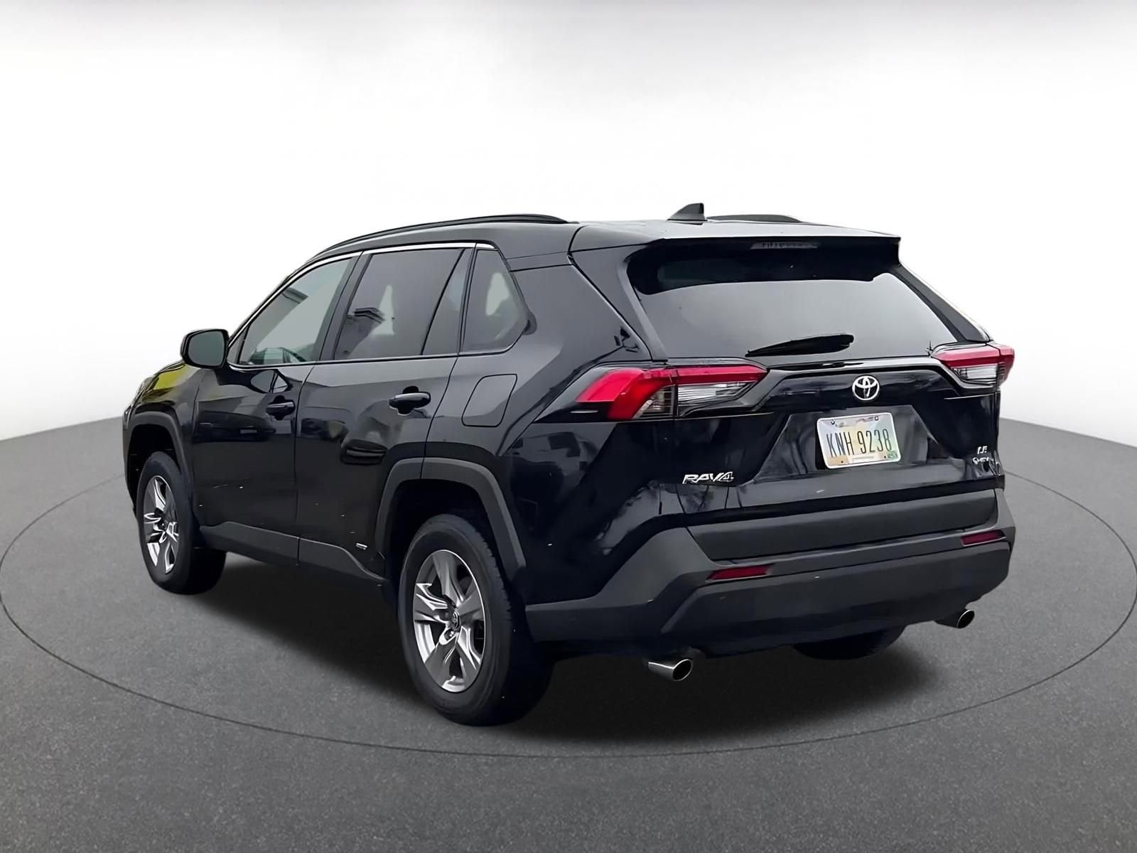 Thumbnail: 2025 Toyota RAV4 - 11