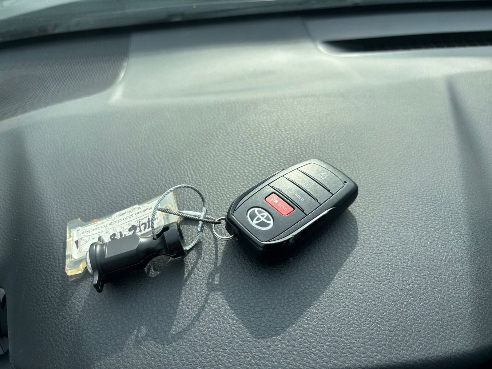 Thumbnail: 2025 Toyota Camry - 21