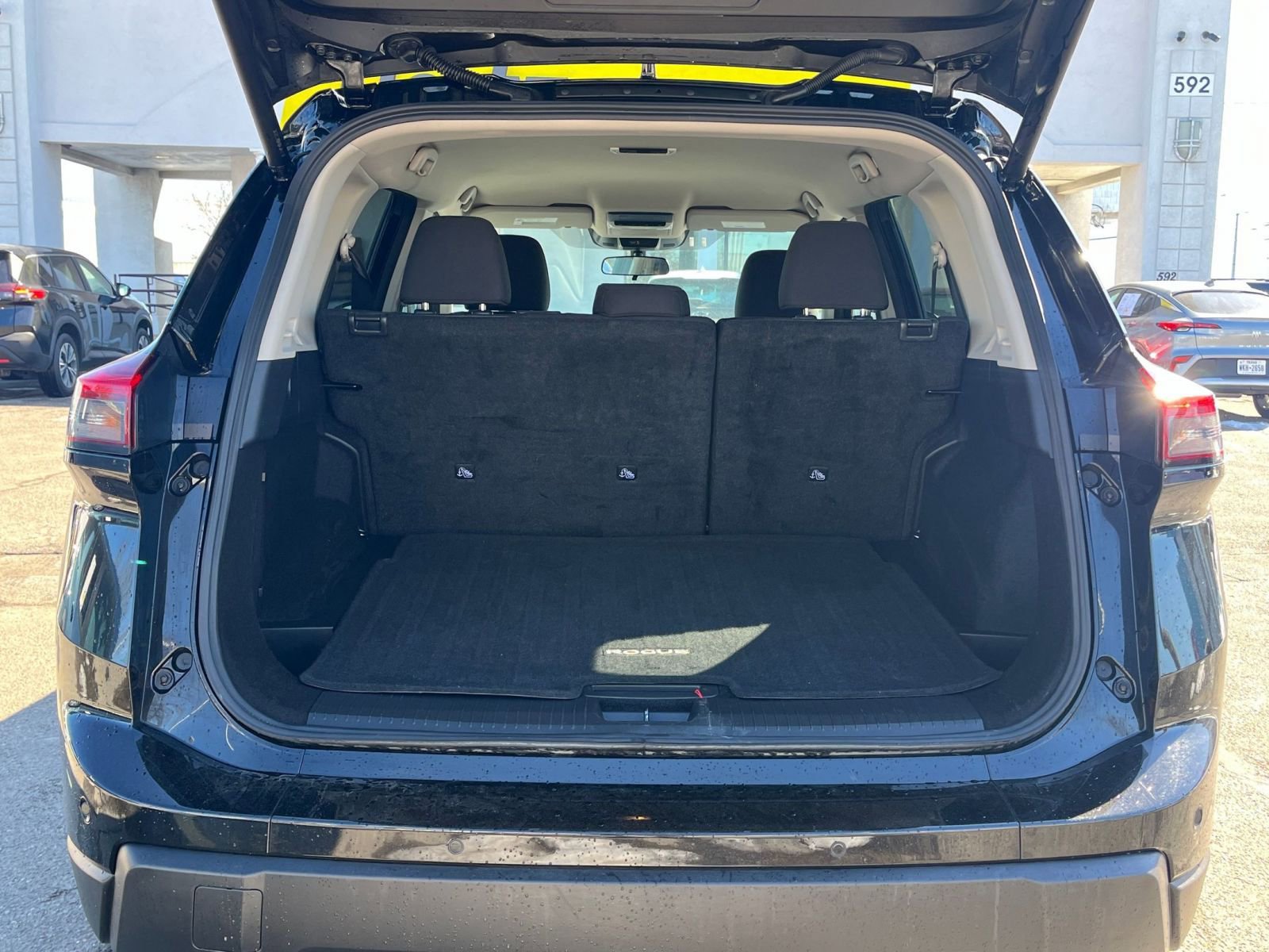 Thumbnail: 2025 Nissan Rogue - 30