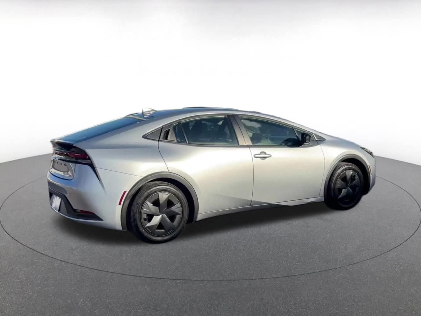 Thumbnail: 2025 Toyota Prius - 14