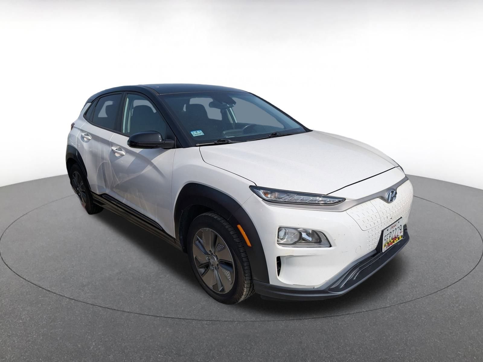 Thumbnail: 2021 Hyundai Kona - 1