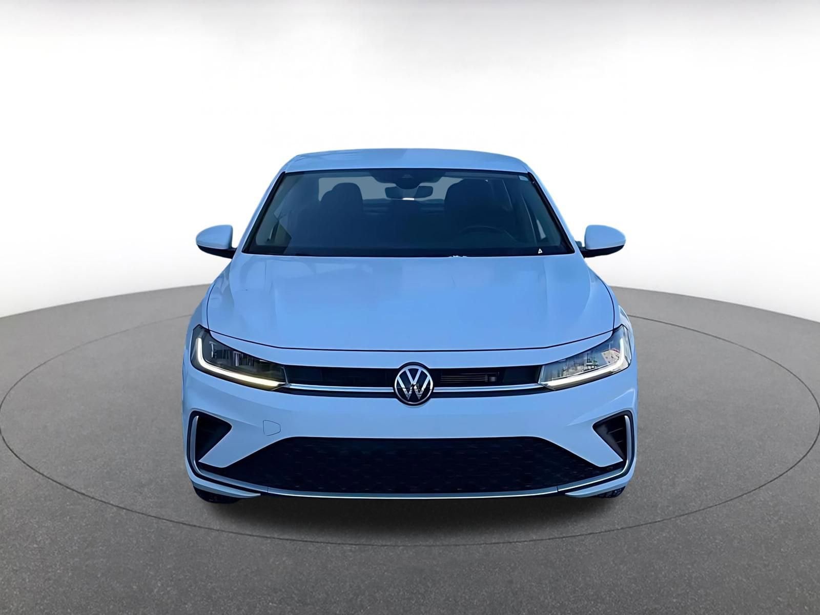 Thumbnail: 2025 Volkswagen Jetta - 4