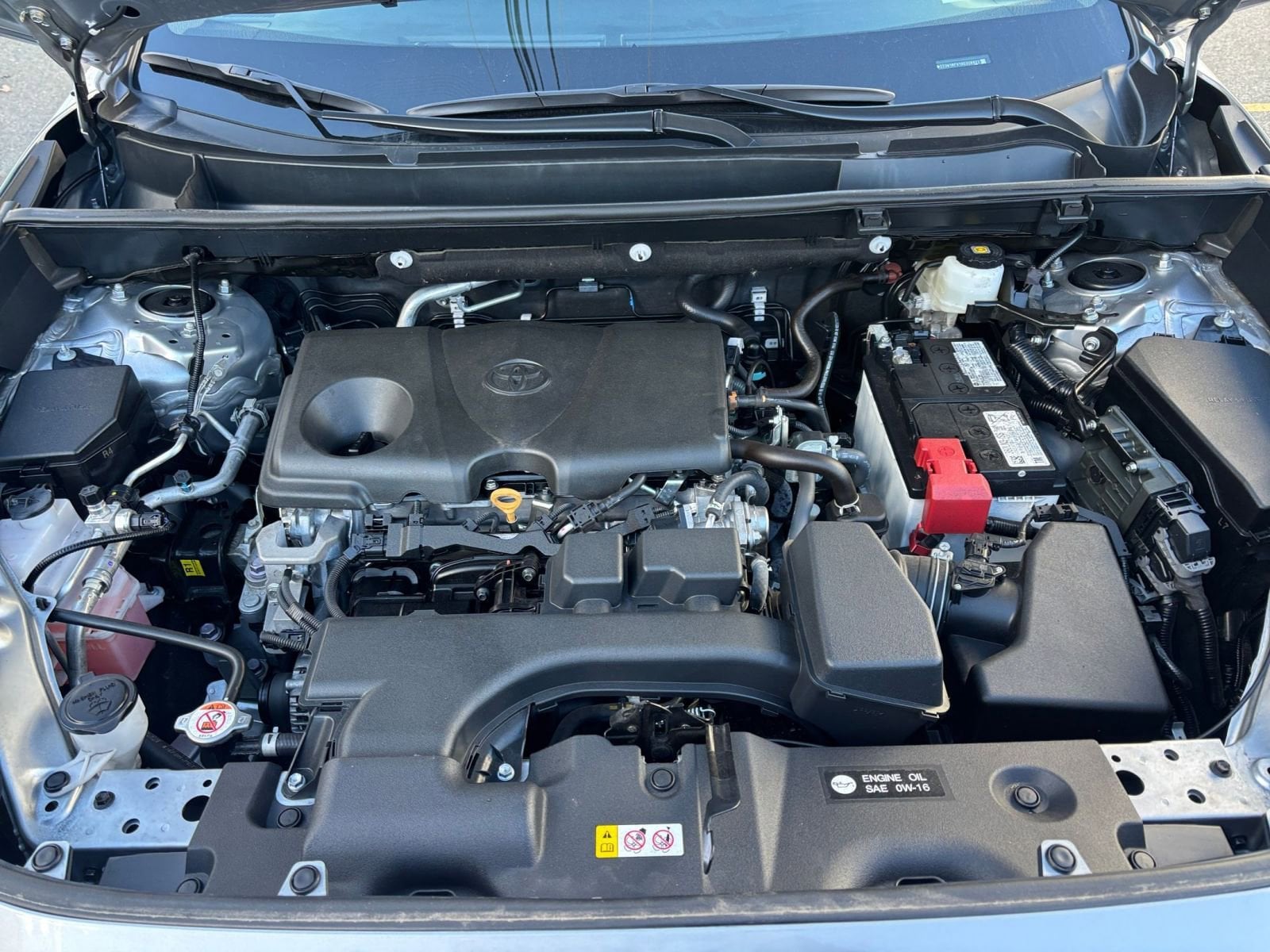 Thumbnail: 2025 Toyota RAV4 - 28