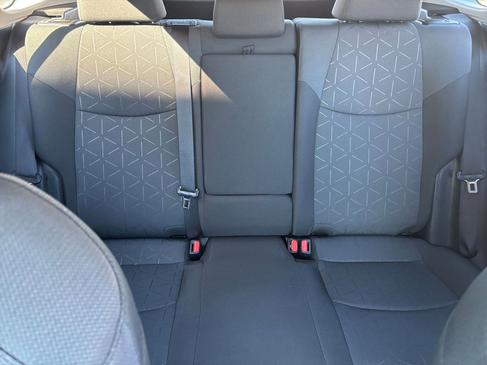 Thumbnail: 2025 Toyota RAV4 - 34